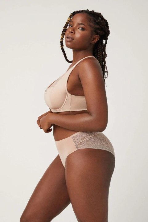 YSABEL MORA Figi 19671