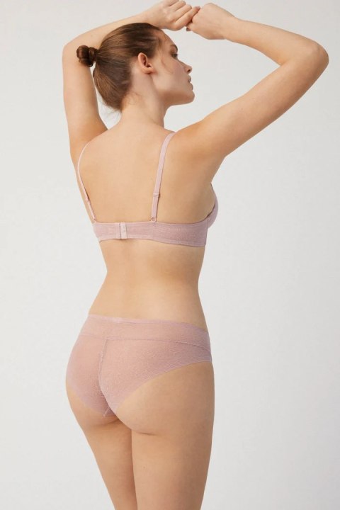 YSABEL MORA Figi 19671